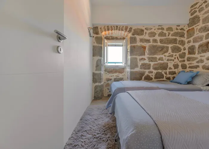 Nyaraló Ventus Blue - Stone House Near National Park&sea *