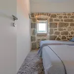 Feriehus Ventus Blue - Stone House Near National Park&sea *