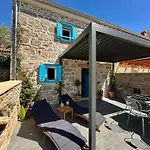 Feriehus Ventus Blue - Stone House Near National Park&sea