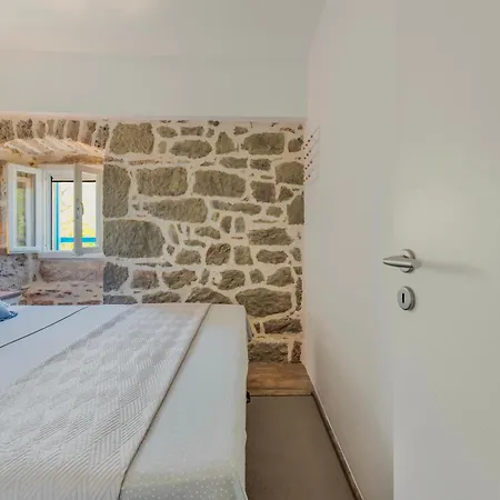 Ventus Blue - Stone House Near National Park&sea * Seline