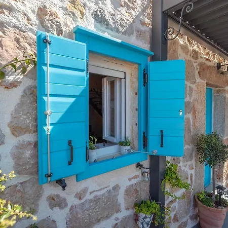 Ventus Blue - Stone House Near National Park&sea Seline